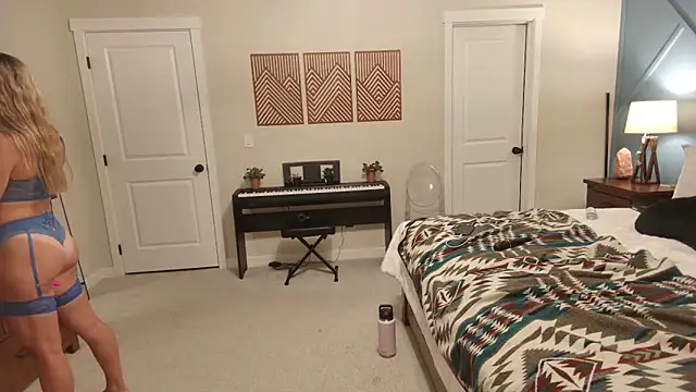 Snapshot of xxyourgirlblair chatting on September 16, 2025, 5:08 am xxyourgirlblair online show from September 16, 2025, 5:08 am