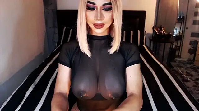 MassiveCockxMistress online show from June 7, 2026, 4:44 pm