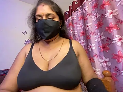 Love 4Sex online show from March 13, 2025, 5:00 am