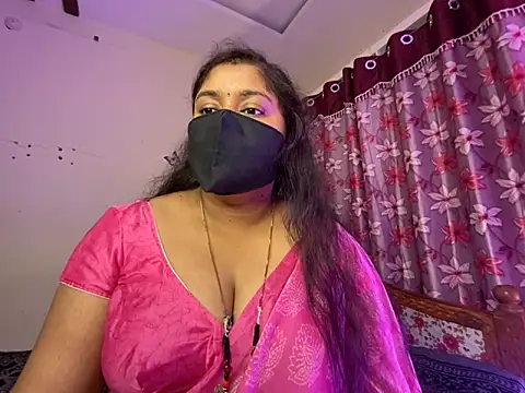 Love 4Sex online show from April 5, 2026, 2:31 am