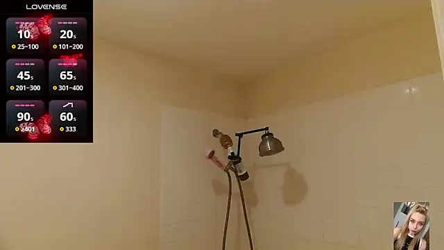 Blondiewithanass online show from April 19, 2026, 12:48 pm