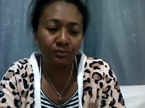 sexyladii online show from June 19, 2026, 4:33 pm