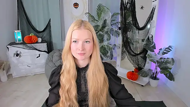 Laly Peach online show from October 27, 2025, 4:22 pm