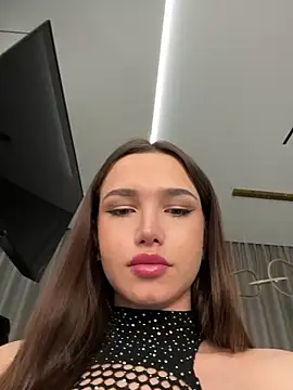 Snapshot of stefannichka chatting on December 19, 2024, 9:17 pm stefannichka online show from December 19, 2024, 9:17 pm