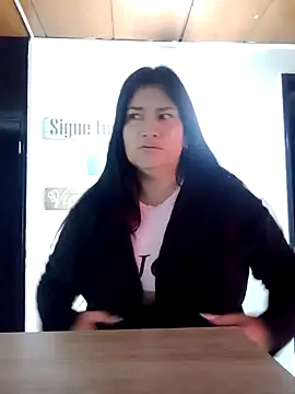 salomexlove 20 online show from February 25, 2025, 11:19 am