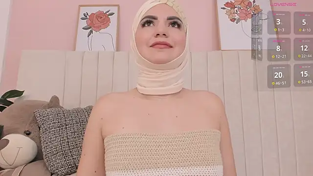 dalilasaadi  online show from March 6, 2025, 3:24 pm