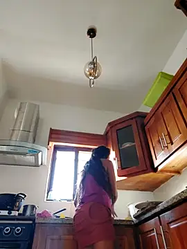 Luna-Natural online show from February 6, 2026, 12:19 pm