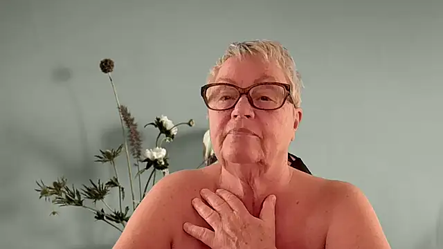 Snapshot of GrannyChrissy68 chatting on March 19, 2026, 3:38 pm GrannyChrissy68 online show from March 19, 2026, 3:38 pm