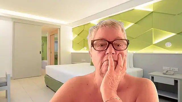 Snapshot of GrannyChrissy68 chatting on March 27, 2026, 1:11 pm GrannyChrissy68 online show from March 27, 2026, 1:11 pm