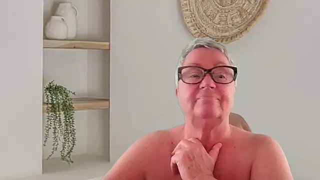 Snapshot of GrannyChrissy68 chatting on June 2, 2026, 1:46 pm GrannyChrissy68 online show from June 2, 2026, 1:46 pm