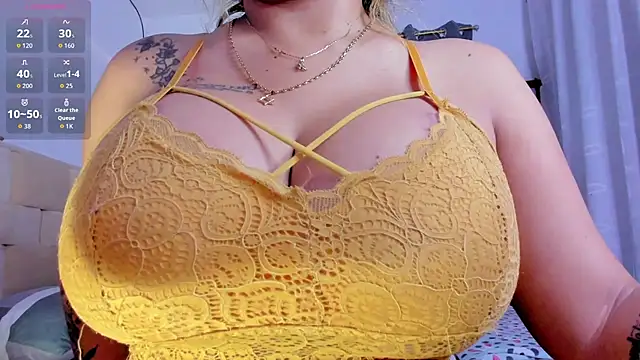 sweetfabianaxl online show from January 31, 2026, 7:11 pm