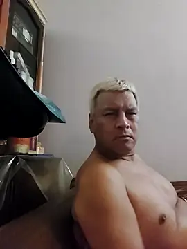 Snapshot of gayphotograper chatting on September 8, 2025, 9:25 pm gayphotograper online show from September 8, 2025, 9:25 pm