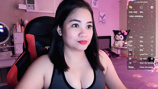 yenyen  online show from February 18, 2026, 1:23 am