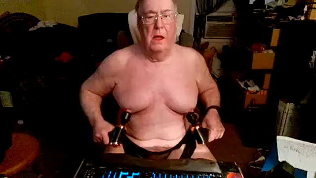 Toastir online show from November 7, 2025, 10:54 pm