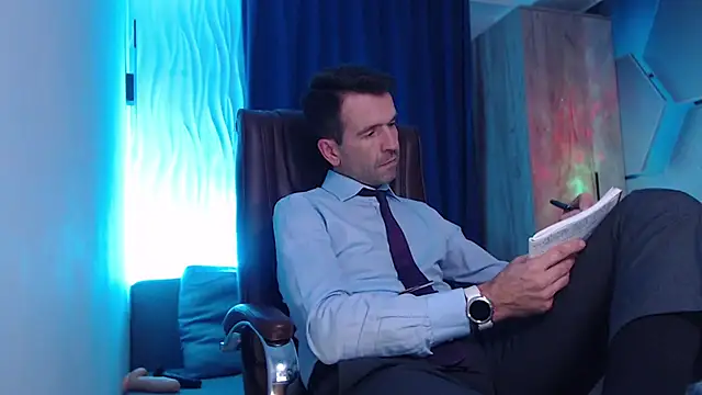 SteveTiger online show from October 19, 2025, 3:45 pm