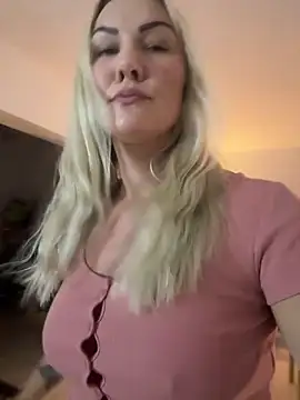 Snapshot of NastyMilf_ chatting on October 15, 2025, 6:41 pm NastyMilf online show from October 15, 2025, 6:41 pm