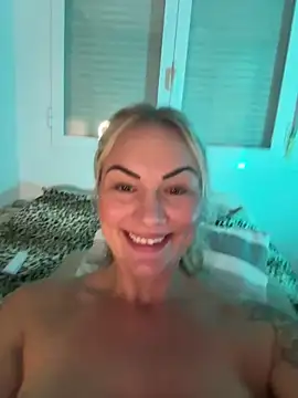 Snapshot of NastyMilf_ chatting on December 18, 2025, 9:21 pm NastyMilf online show from December 18, 2025, 9:21 pm