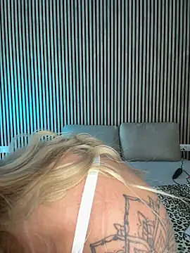 Snapshot of NastyMilf_ chatting on January 12, 2026, 9:14 am NastyMilf online show from January 12, 2026, 9:14 am