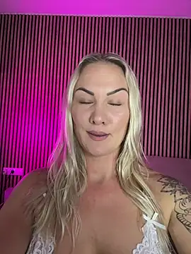 Snapshot of NastyMilf_ chatting on January 13, 2026, 7:19 pm NastyMilf online show from January 13, 2026, 7:19 pm