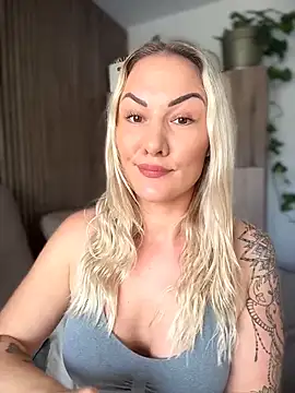 Snapshot of NastyMilf_ chatting on February 27, 2026, 9:42 am NastyMilf online show from February 27, 2026, 9:42 am