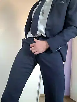 Justforoneday online show from November 4, 2025, 12:15 pm