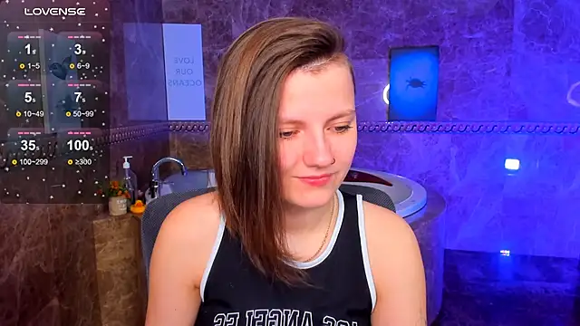 MelindaTin online show from April 10, 2026, 1:00 am