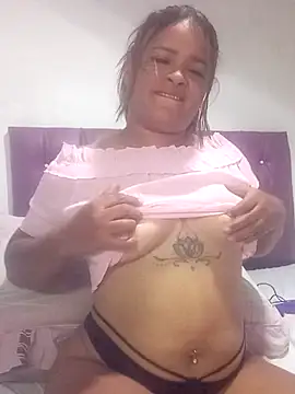 Snapshot of BelenGarcia chatting on March 11, 2026, 11:49 am BelenGarcia online show from March 11, 2026, 11:49 am