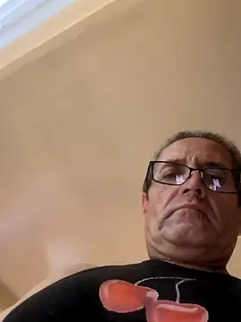 Snapshot of bobby69cock chatting on October 1, 2025, 10:05 pm bobby69cock online show from October 1, 2025, 10:05 pm