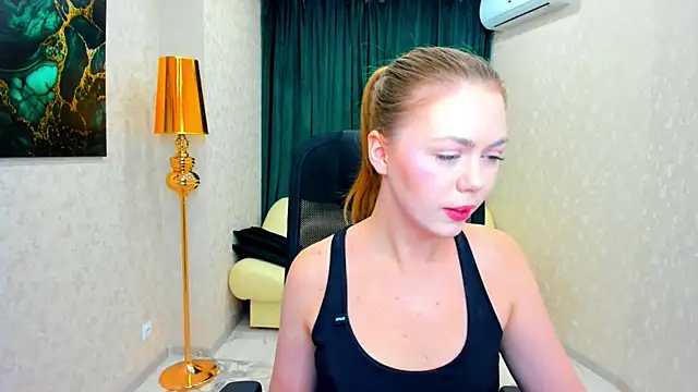 Strawberrye online show from February 10, 2025, 6:31 am