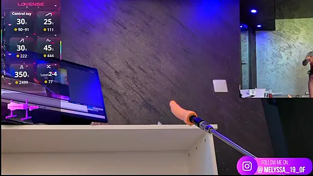 im-your-lovee online show from May 26, 2026, 5:14 am