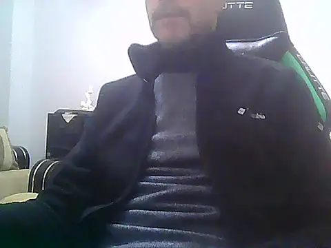 Snapshot of boran34 chatting on January 13, 2026, 4:01 pm boran34 online show from January 13, 2026, 4:01 pm