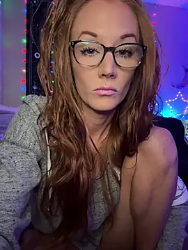 Snapshot of Lexi_Star chatting on March 13, 2025, 4:05 am Lexi Star online show from March 13, 2025, 4:05 am