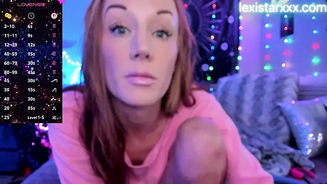 Snapshot of Lexi_Star chatting on October 28, 2025, 6:21 pm Lexi Star online show from October 28, 2025, 6:21 pm