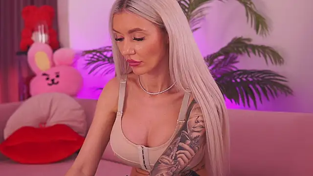 fallingangel online show from March 3, 2025, 3:20 pm