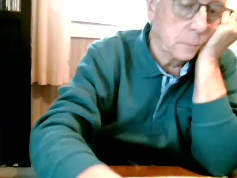 johnjohn622662 online show from November 24, 2025, 1:33 pm