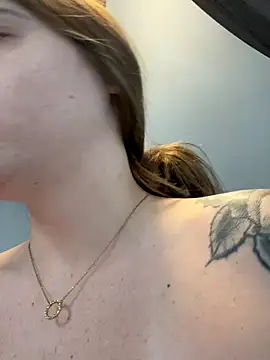 jaseyrae online show from November 2, 2025, 4:31 pm