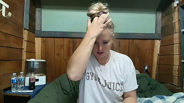 lisaxlovexxx online show from February 21, 2026, 2:12 am