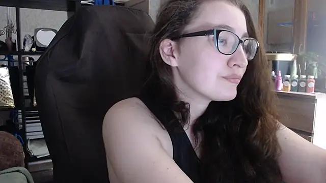 AnKey Rayah online show from February 7, 2025, 1:47 am