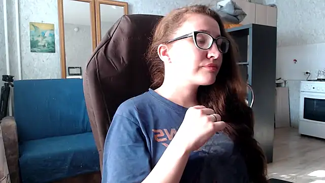 Snapshot of AnKey_Rayah chatting on April 4, 2026, 10:24 am AnKey Rayah online show from April 4, 2026, 10:24 am