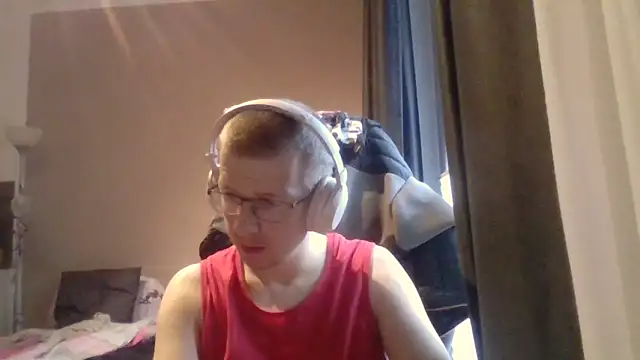 David250692 online show from June 9, 2026, 5:52 am