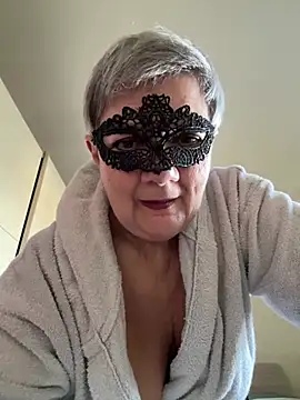 simona60 online show from December 22, 2024, 8:05 am