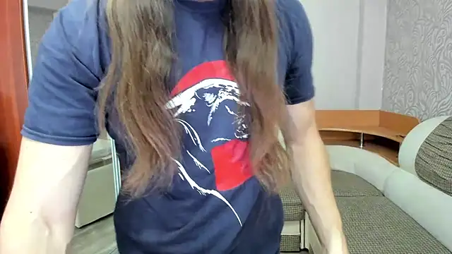 Marrymepls online show from November 11, 2025, 5:51 am