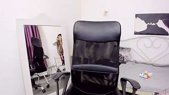 jessystarr online show from February 28, 2025, 2:42 pm