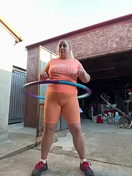 Snapshot of SabinaSweety chatting on March 6, 2025, 3:35 pm SabinaSweety online show from March 6, 2025, 3:35 pm