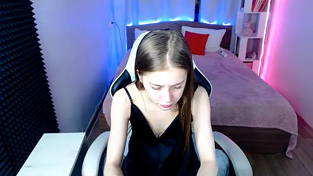 Kira honeyy online show from January 23, 2025, 2:17 pm