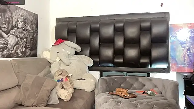 Snapshot of BenjaminCooperk chatting on April 5, 2026, 12:30 am BenjaminCooperk online show from April 5, 2026, 12:30 am