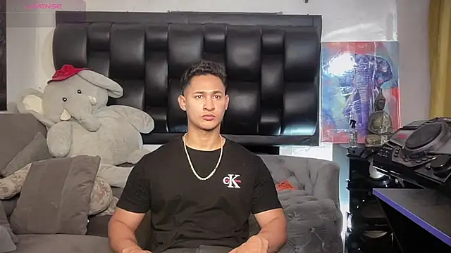 Snapshot of BenjaminCooperk chatting on April 8, 2026, 7:08 am BenjaminCooperk online show from April 8, 2026, 7:08 am