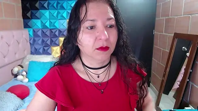 katifoxx online show from March 2, 2025, 4:32 pm