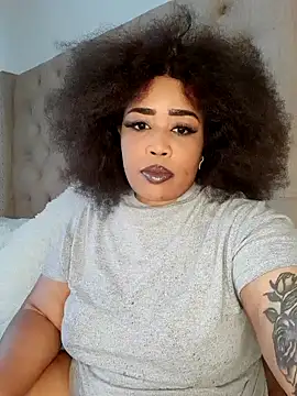 Snapshot of CAMMII_ chatting on January 25, 2025, 10:29 am CAMMII online show from January 25, 2025, 10:29 am