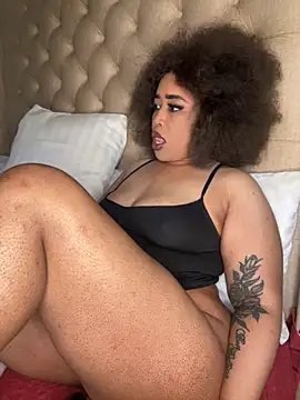 Snapshot of CAMMII_ chatting on September 17, 2025, 10:50 am CAMMII online show from September 17, 2025, 10:50 am